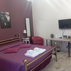 Camera con letto king size